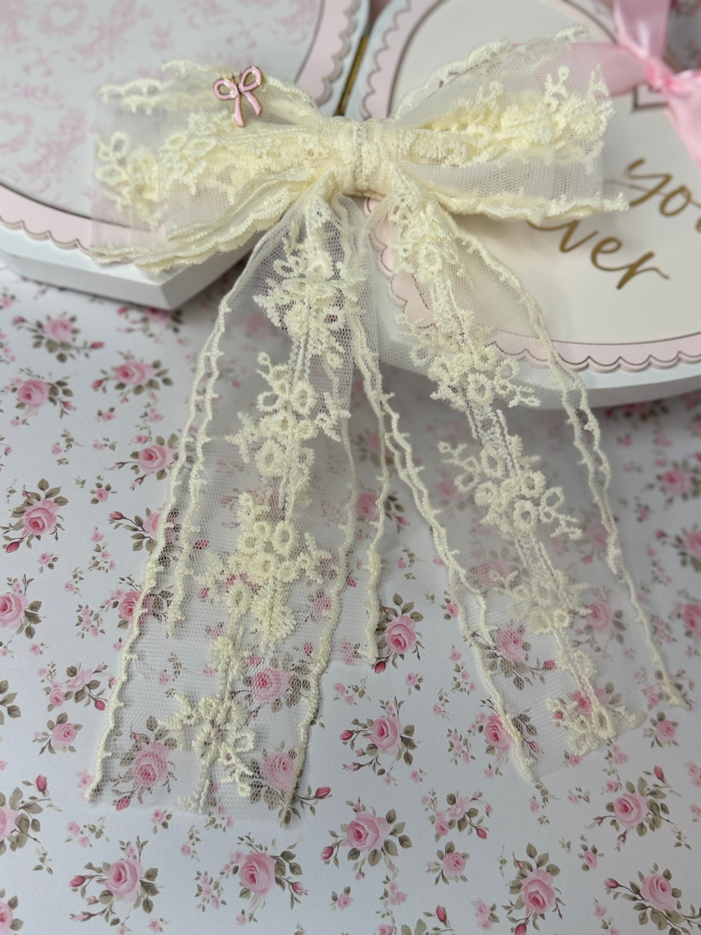 Bow Julienne