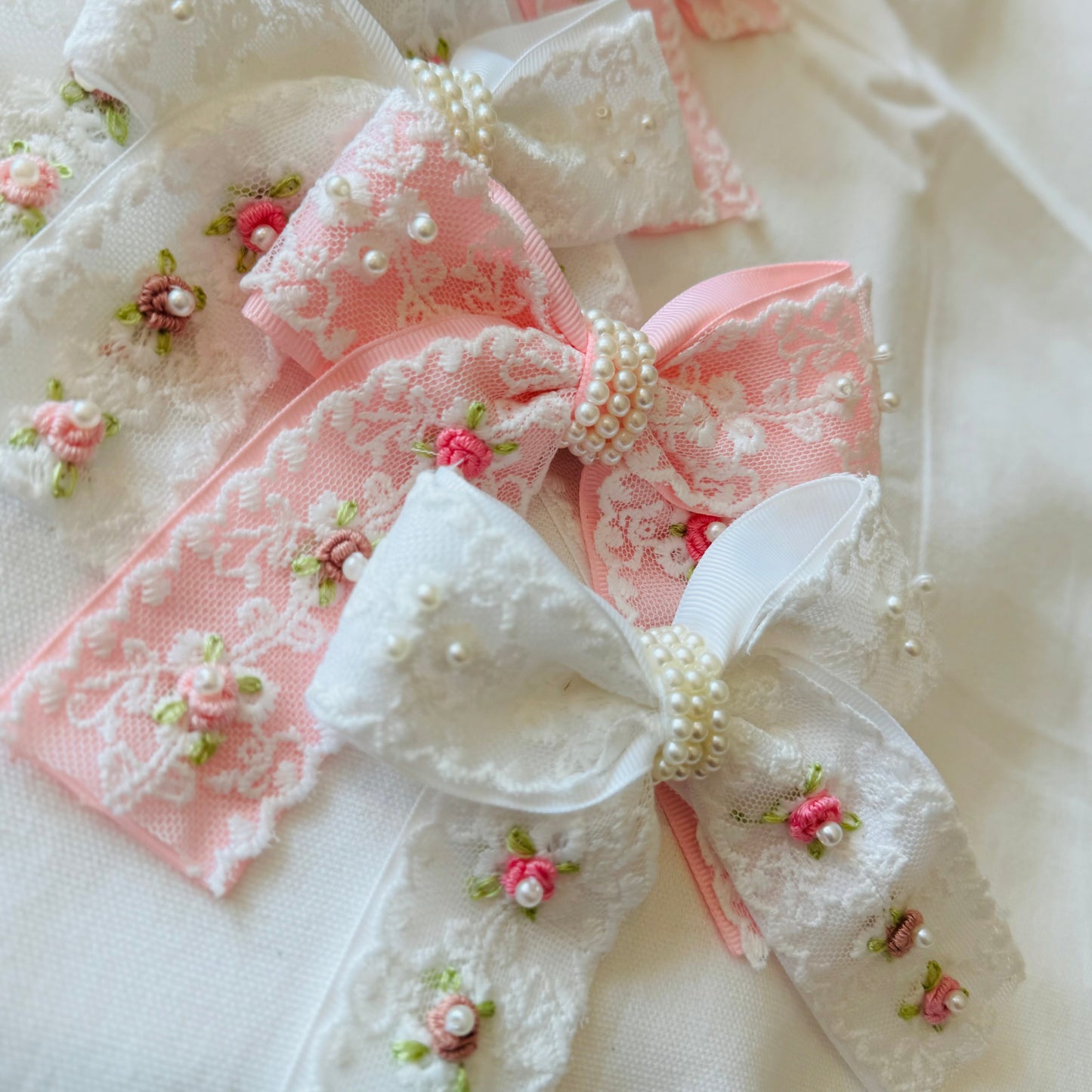Blossom Midi Bow