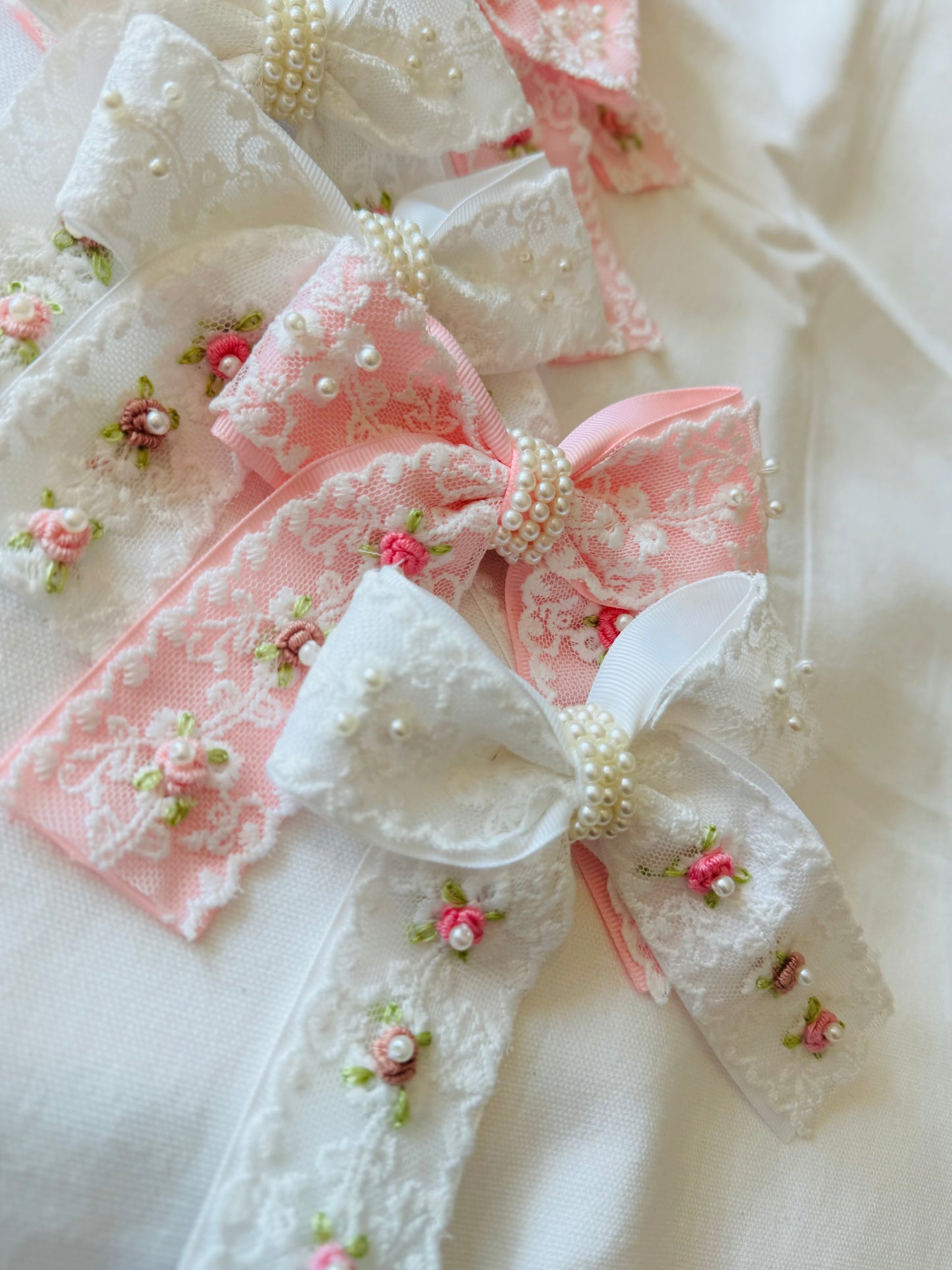 Blossom Midi Bow