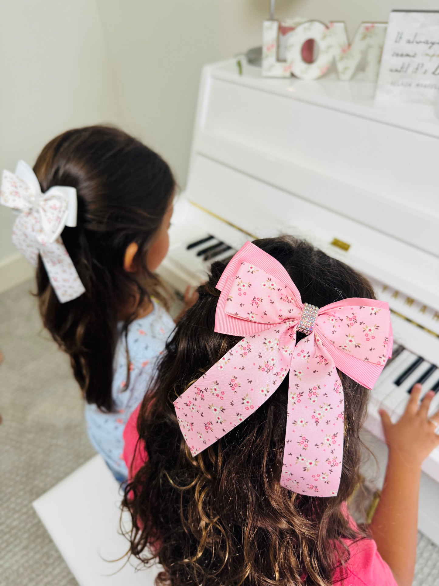 Bow Cece