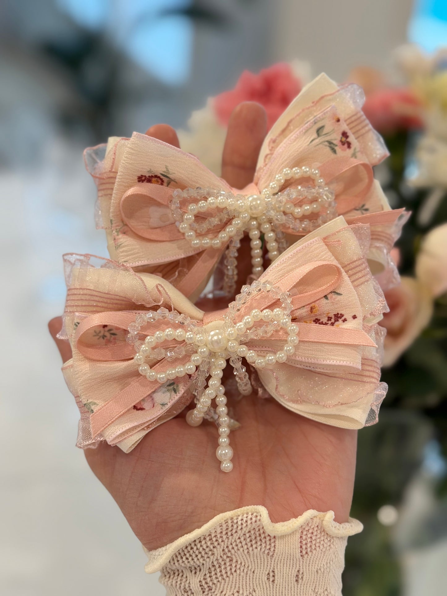 Antonella Bow