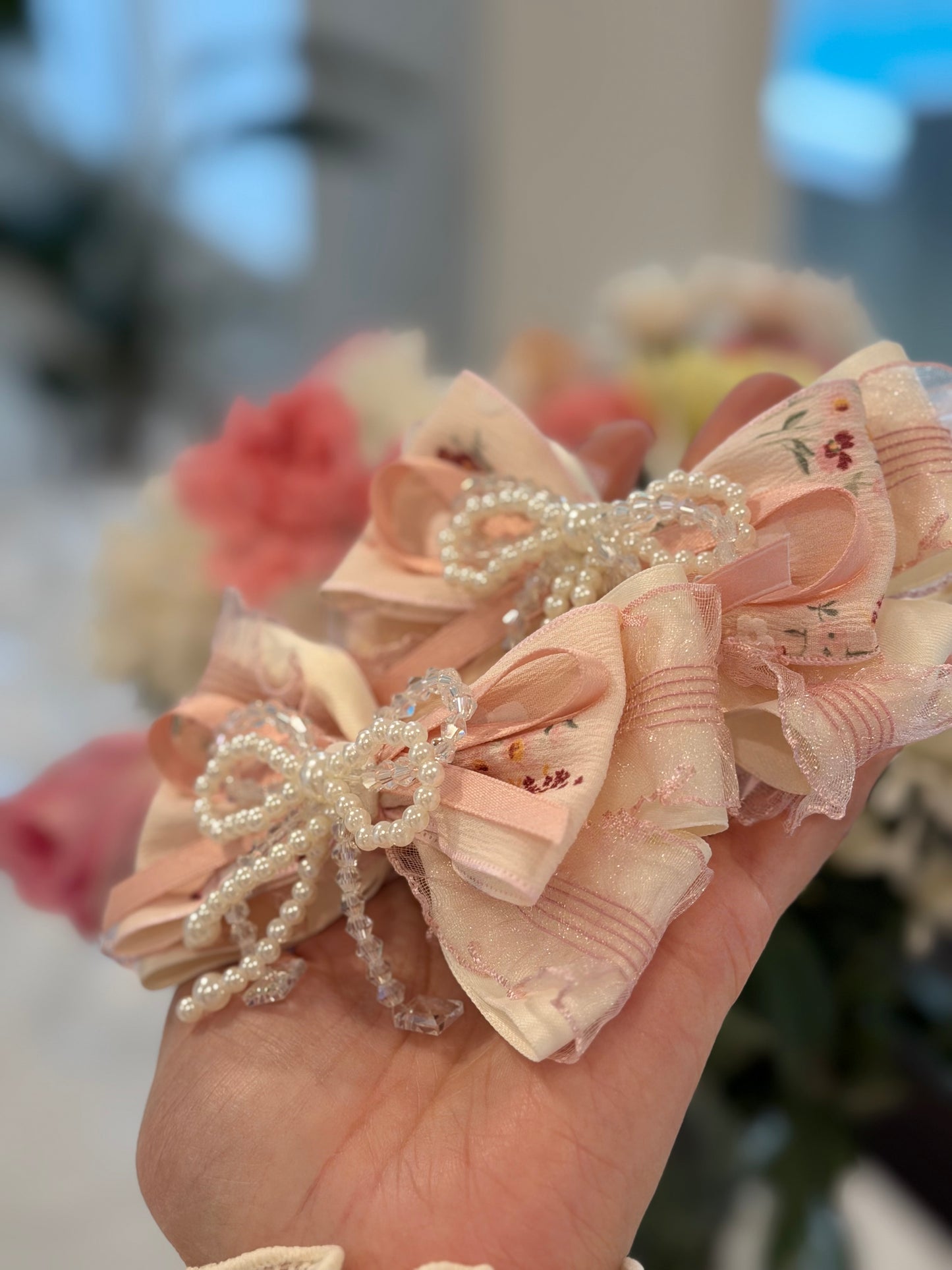 Antonella Bow