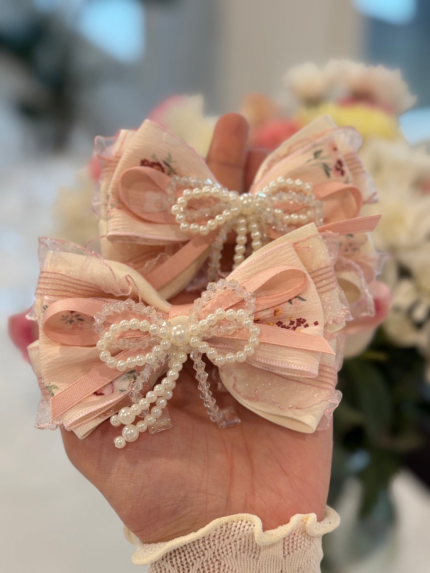 Antonella Bow