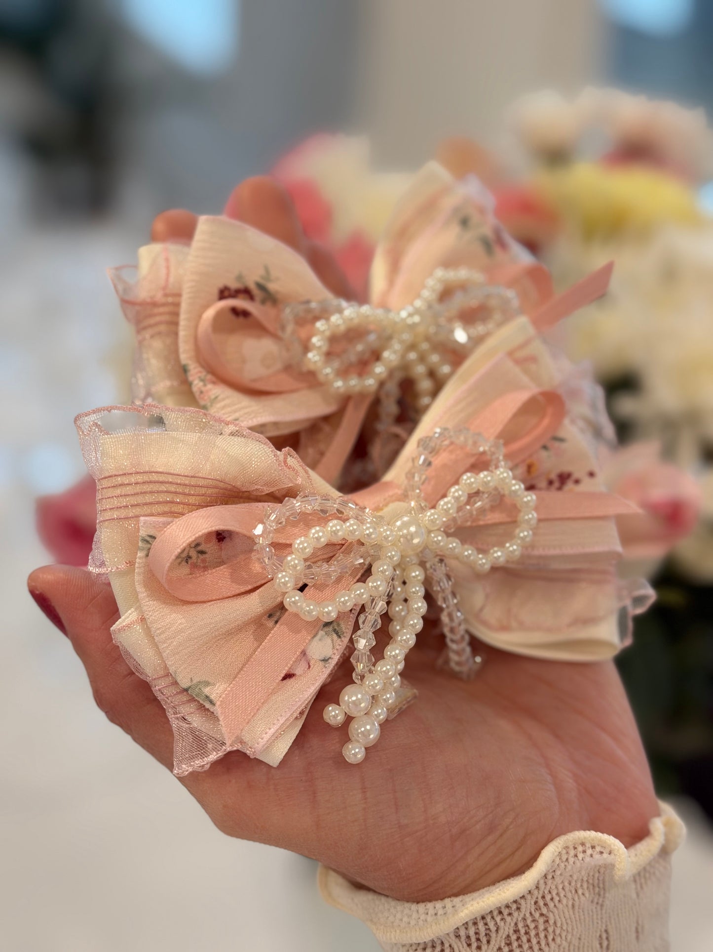 Antonella Bow