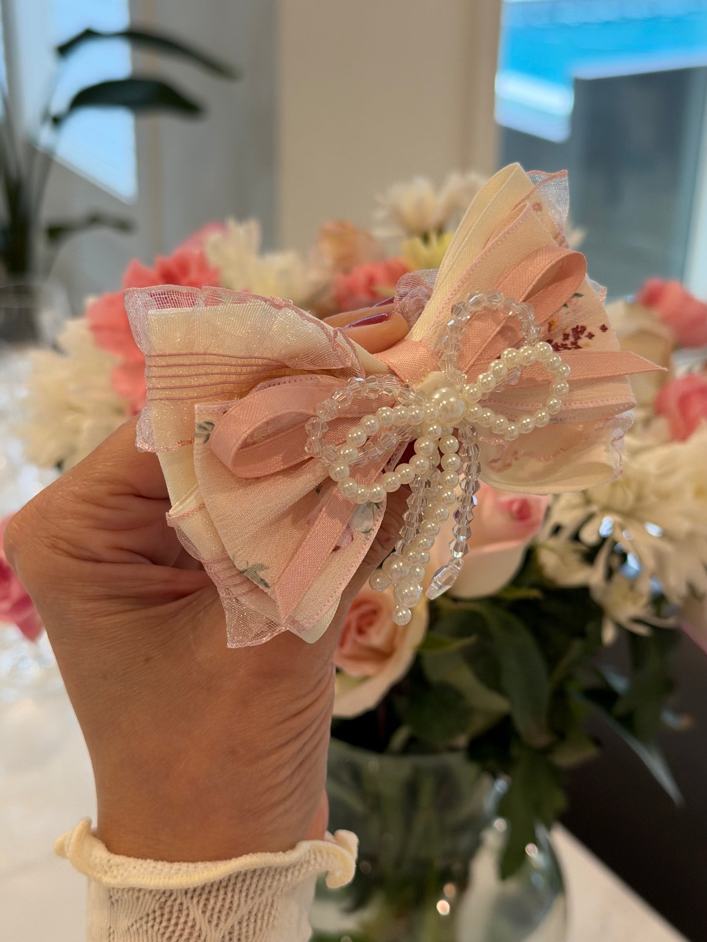 Antonella Bow