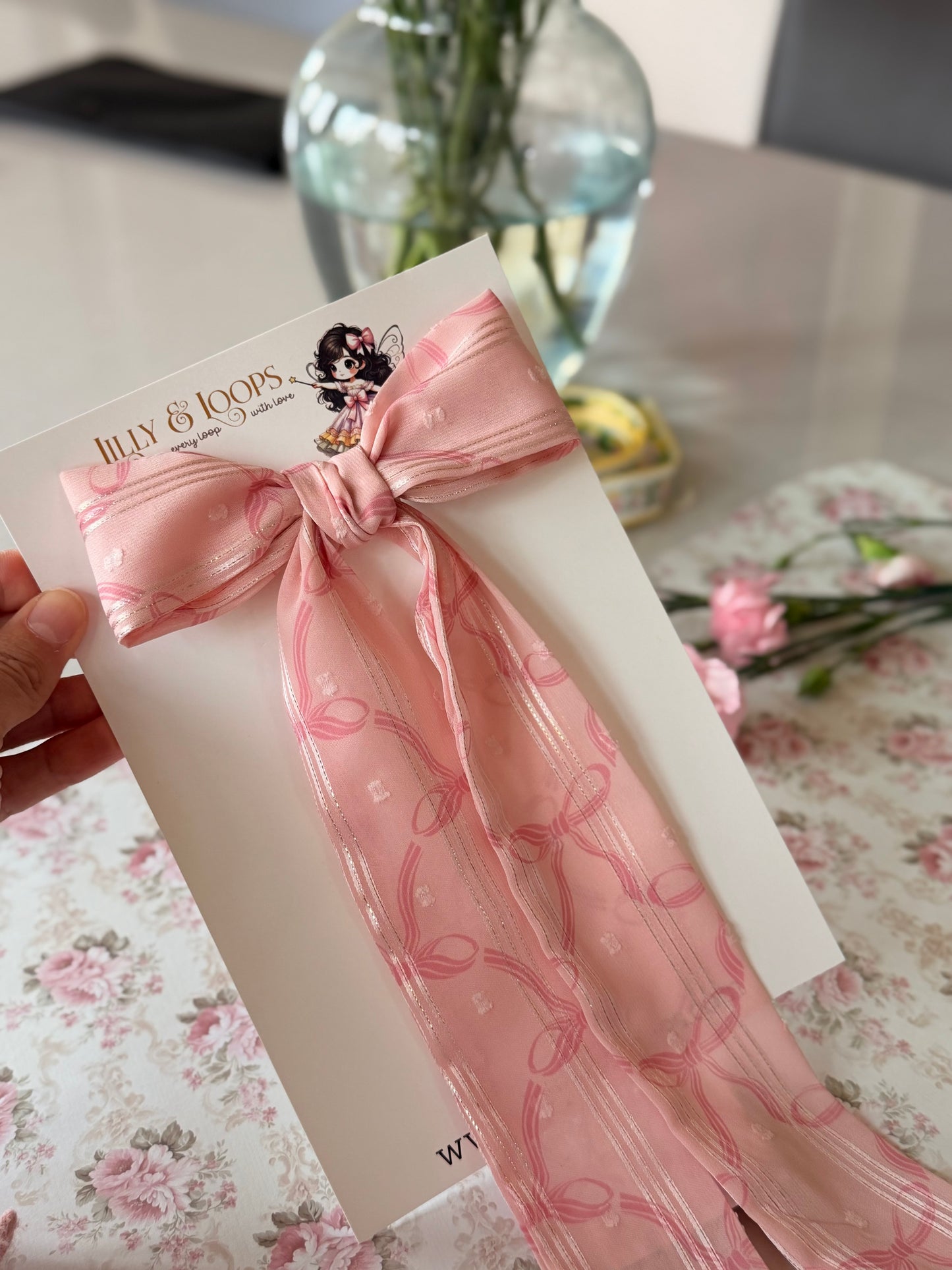 Long romantic bow