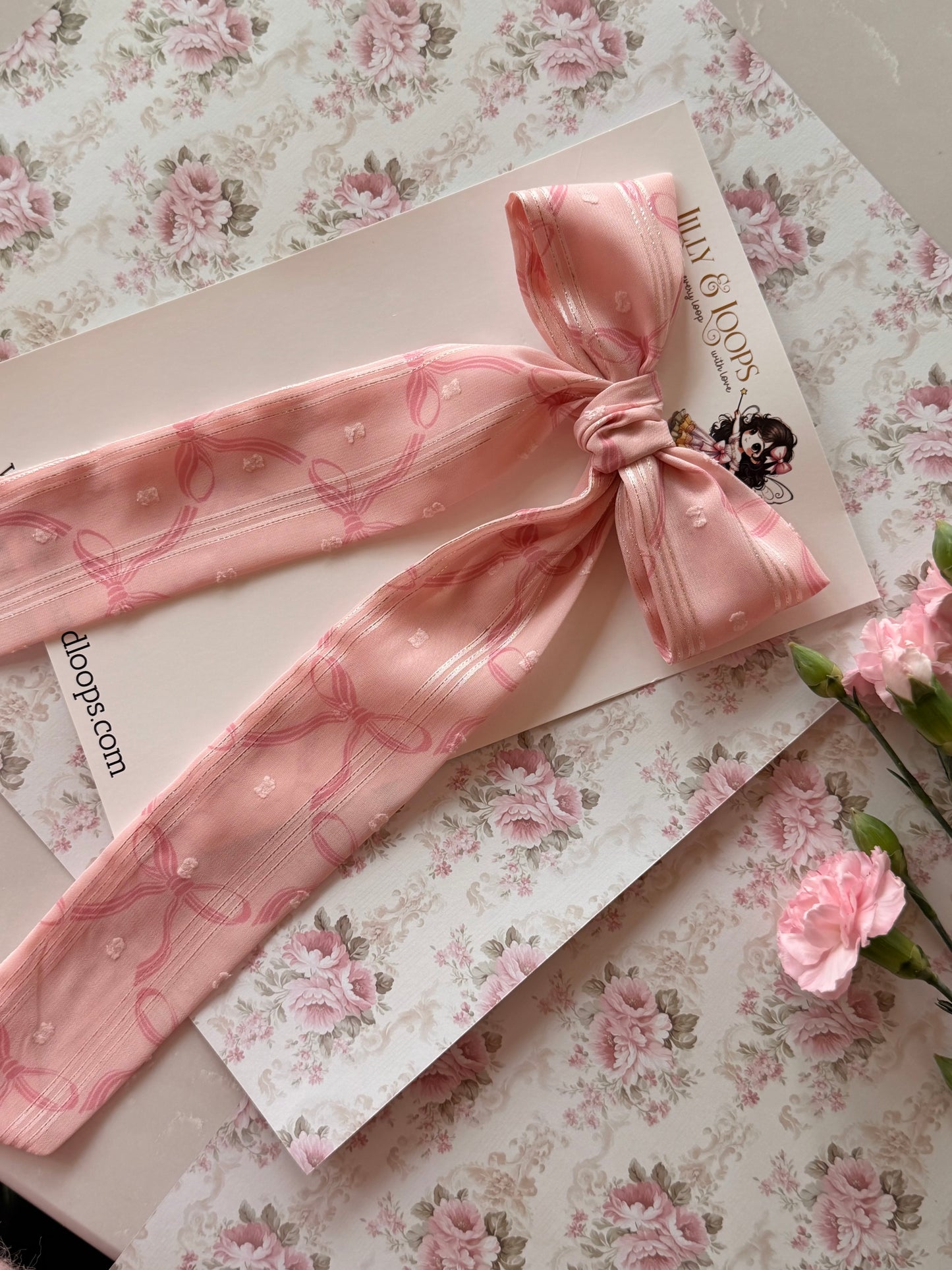 Long romantic bow
